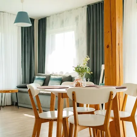 Jeleni Jar * ドゥシュニキ・ズドルイ