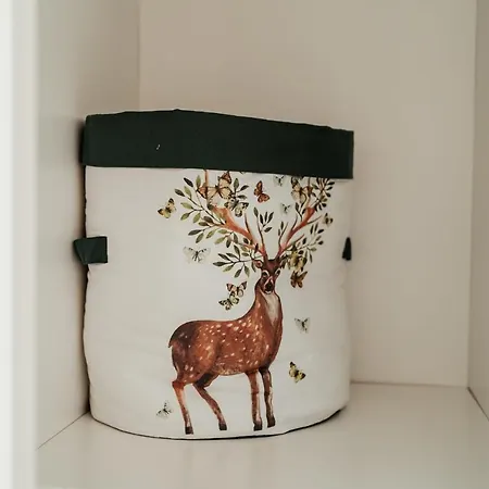 Jeleni Jar *