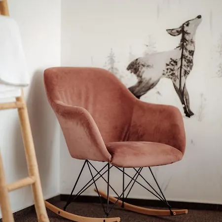 Jeleni Jar * ドゥシュニキ・ズドルイ