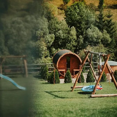 Jeleni Jar * ドゥシュニキ・ズドルイ